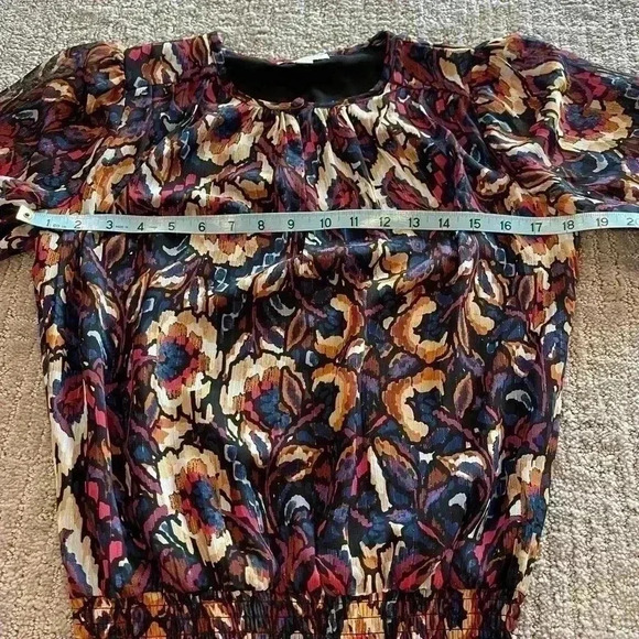 Evereve Stelle Abstract Blouse, Metallic, Holiday, Party Size XS - Picture 8 of 11